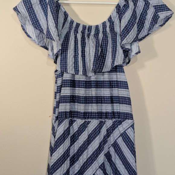 Umgee Blue White Striped Off Shoulder Maxi Dress Ruffle Hem Boho Size M - Picture 7 of 8